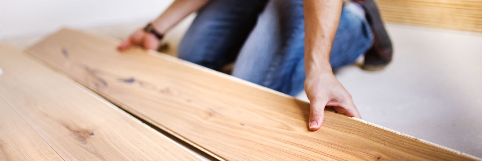Teie kodu põrand on rohkemat kui lihtsalt jalgade all olev pind. See on oluline element, mis mõjutab teie kodu üldist ilmet, hubasust ja funktsionaalsust. Põran