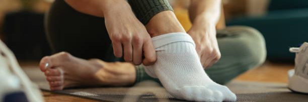 Sokid on üks tähtsamaid spordirõivaid. Need kaitsevad jalgu higistamise, hõõrdumise ja haavandite eest ning aitavad parandada sportlikku sooritust.Kui soovite v