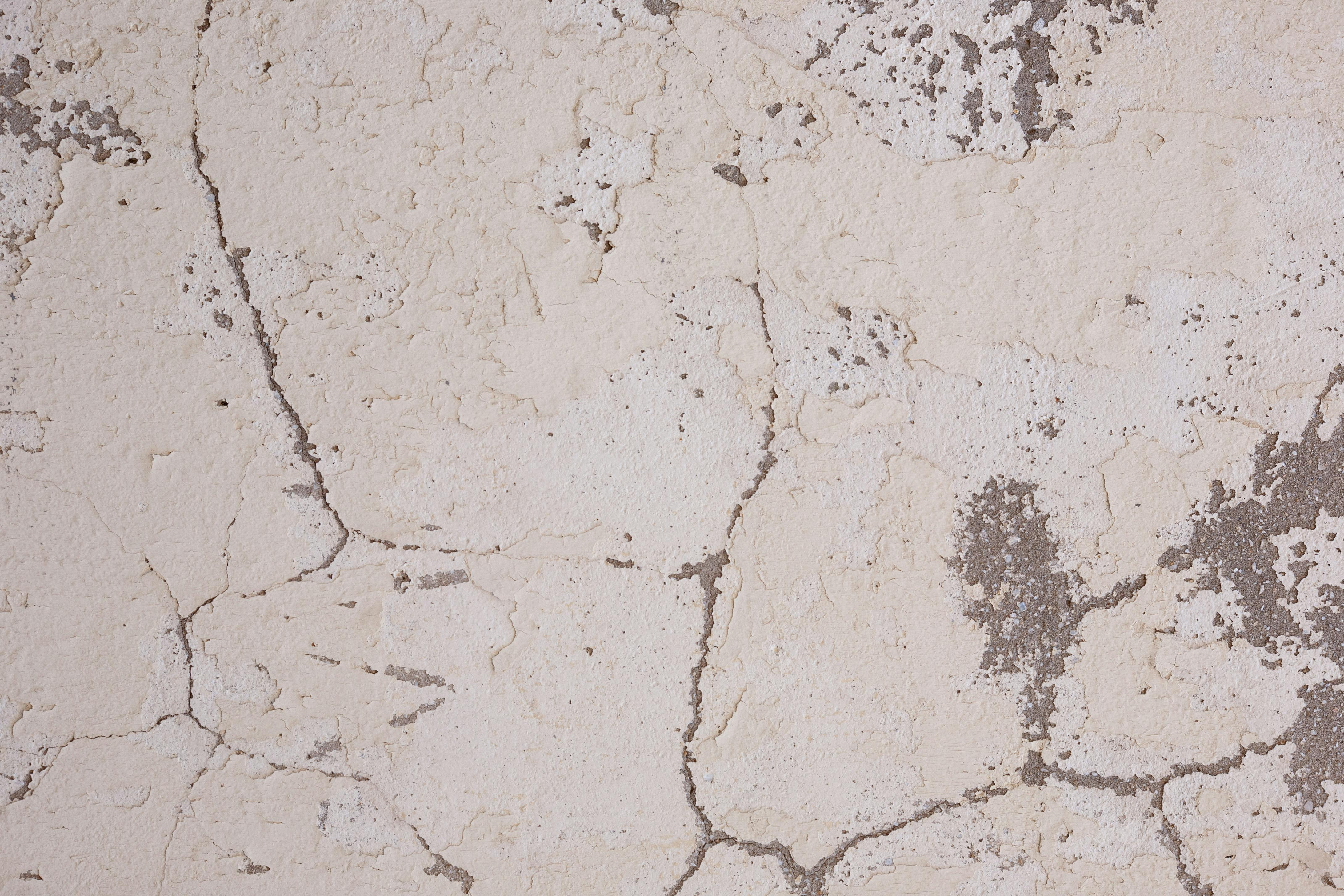 Lime plaster and clay plaster  offer a timeless and reliable solution if the aim is to achieve a naturally breathing, durable and beautiful wall surface. Natura