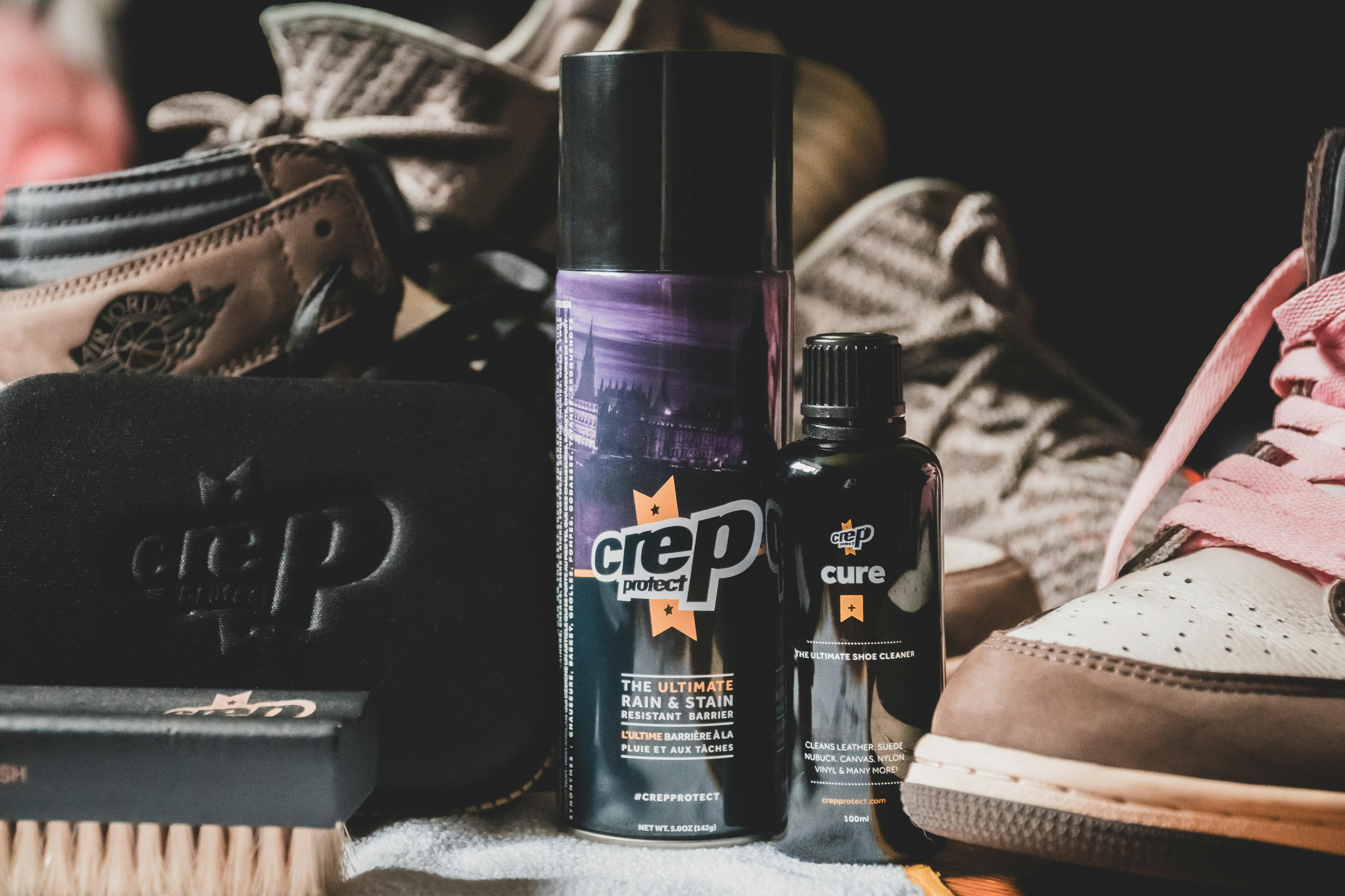 Comfort, hygiene and durability  in summary: high-quality indoor soles, professional care equipment, special socks and smart fast fixtures ensure that pets are 