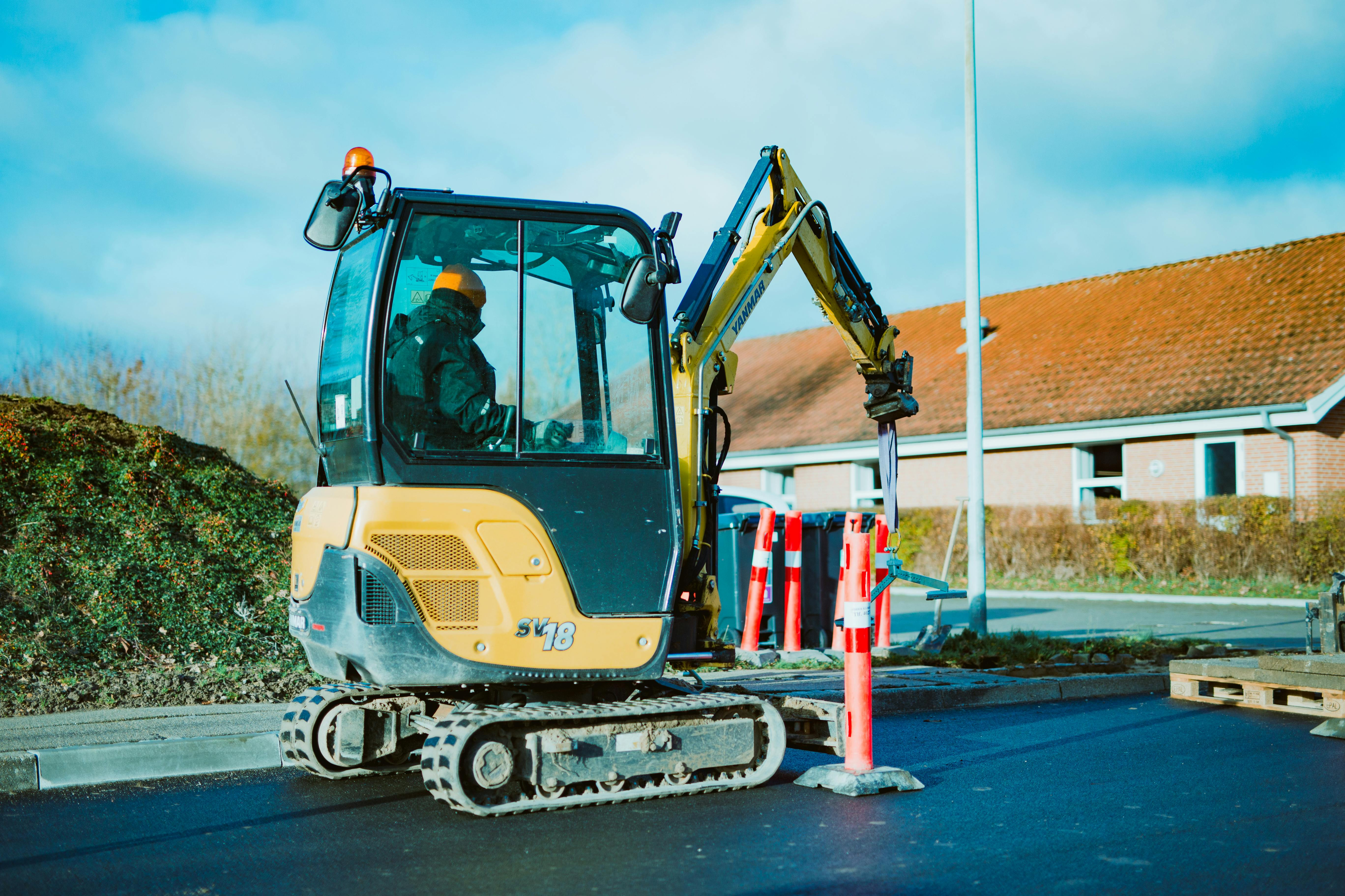 What is machine rental suitable for?    Masinarent  offers short-term access to excavators, mini excavators and other construction machinery without long-term i