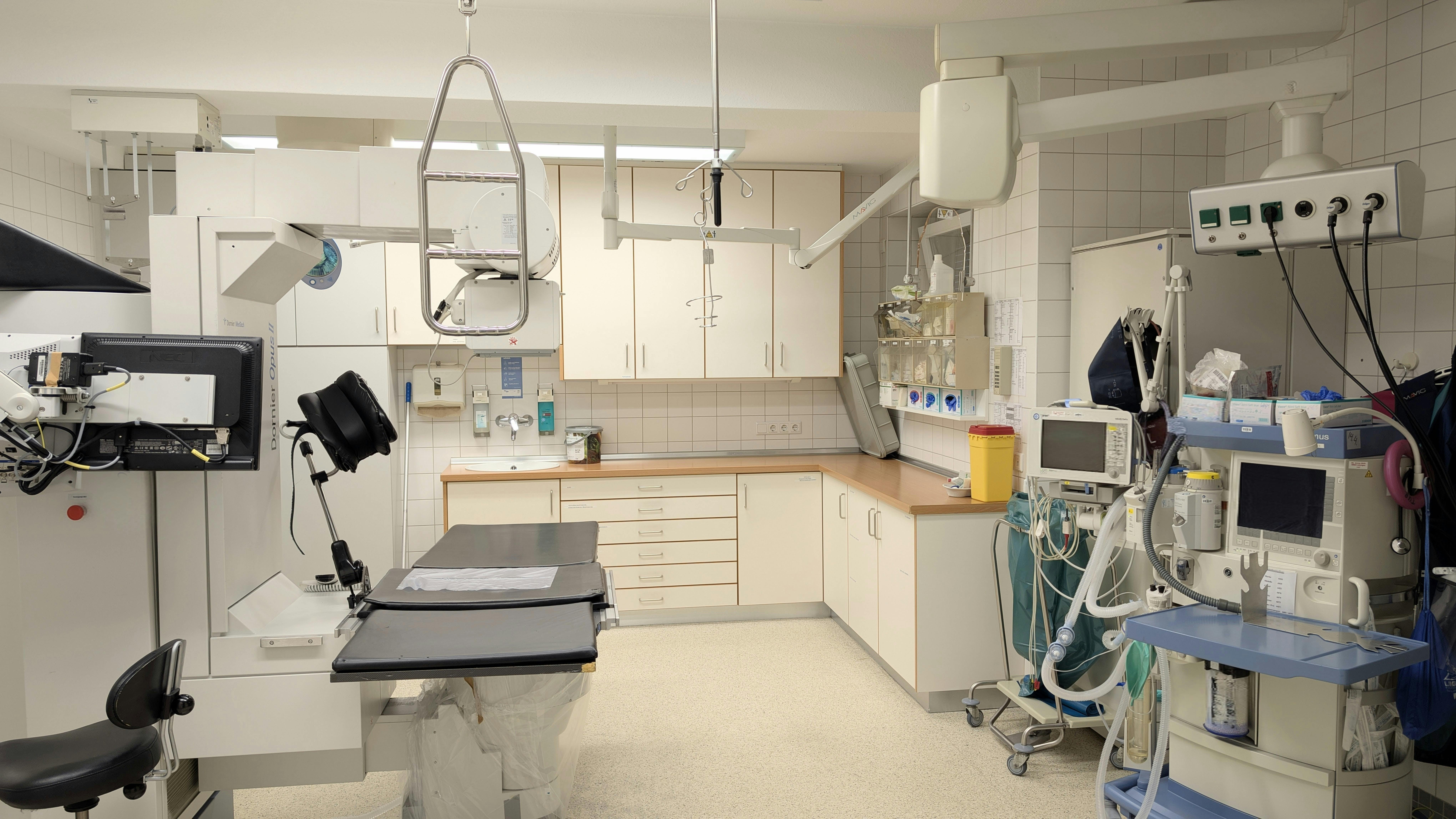 Reliable medical renovation for hospitals and clinics   < Medical renovation  focuses on specialised repairs and internal solutions of hospitals and clinics 