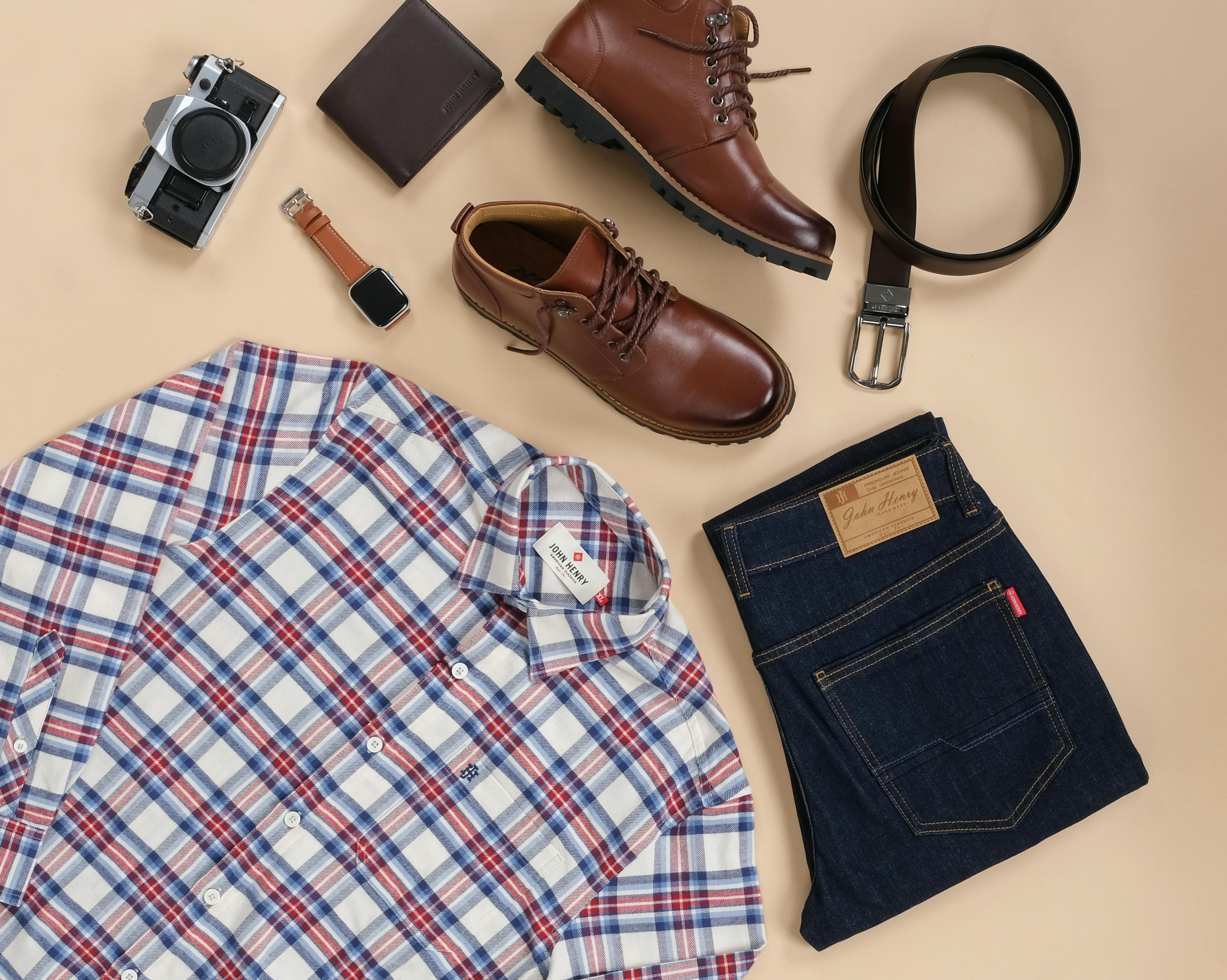 Men's apparel  creates a simple and thought-out basis for each wardrobe: quality  shirts , versatile  jakis  and highly resilient  pants , which work both in th