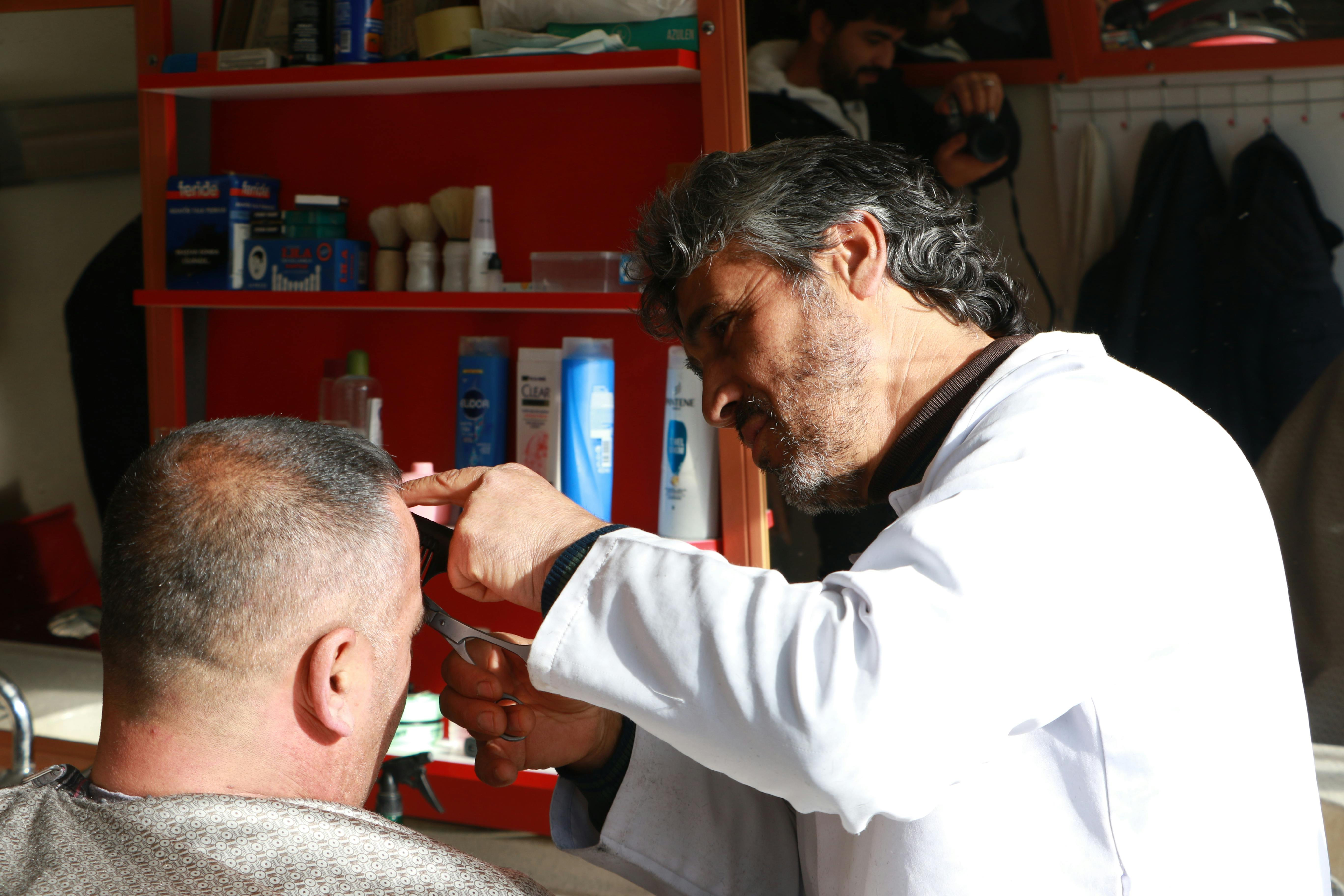 Perfect male surgery during each visit Men\'s hairstyles combine ...