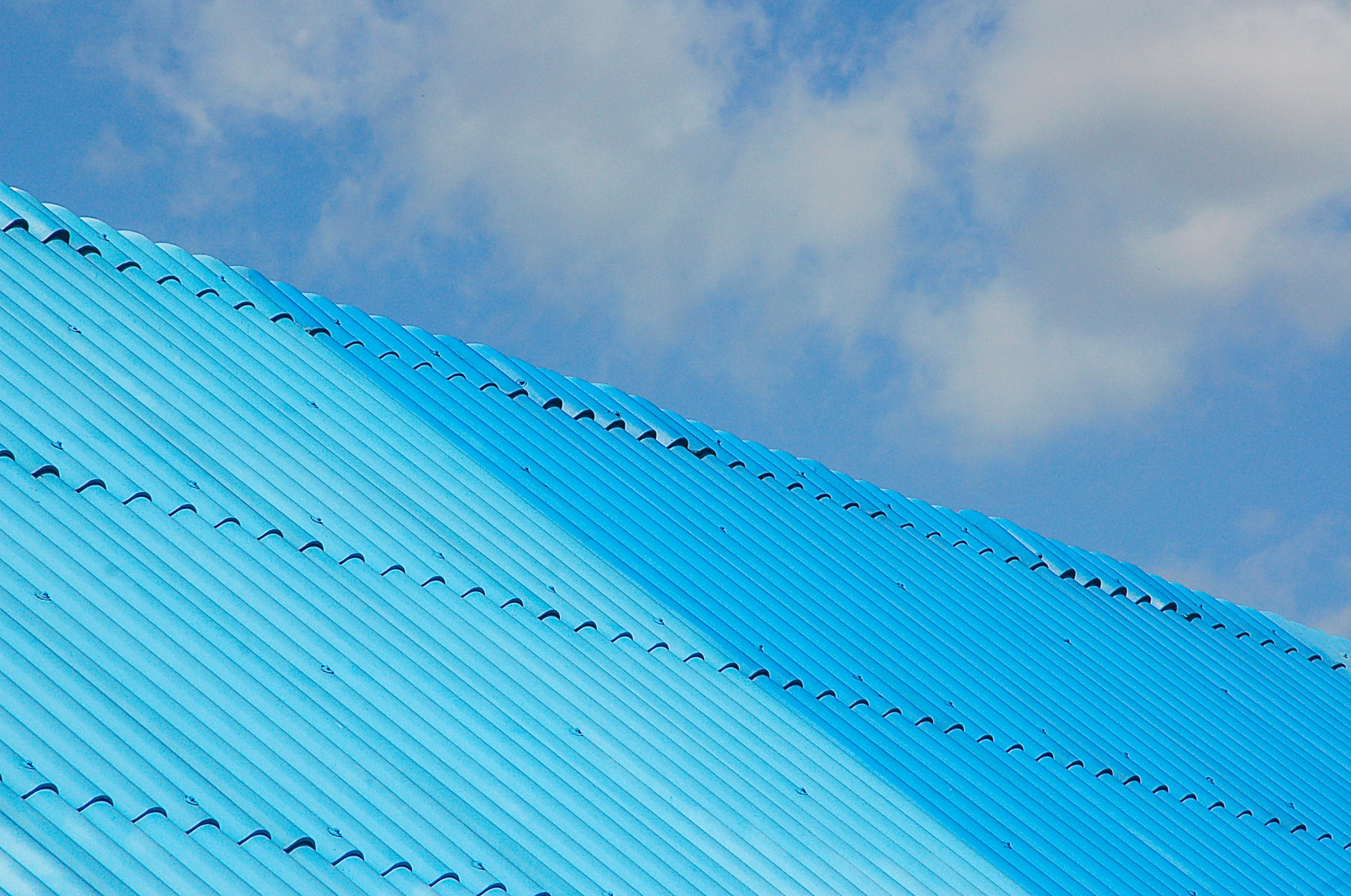Metall roof   provides reliable and long-term protection for both new and renovated roofs. Customised tin roofs and complete roof systems are designed to ensure