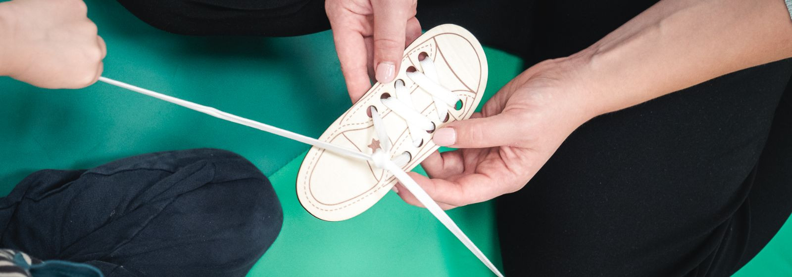 Tegevusteraapia keskendub inimese võimele teha tegevusi, mida ta kvaliteetseks ja täisväärtuslikuks eluks vajab. Laste puhul keskendutakse just arengule, sest l