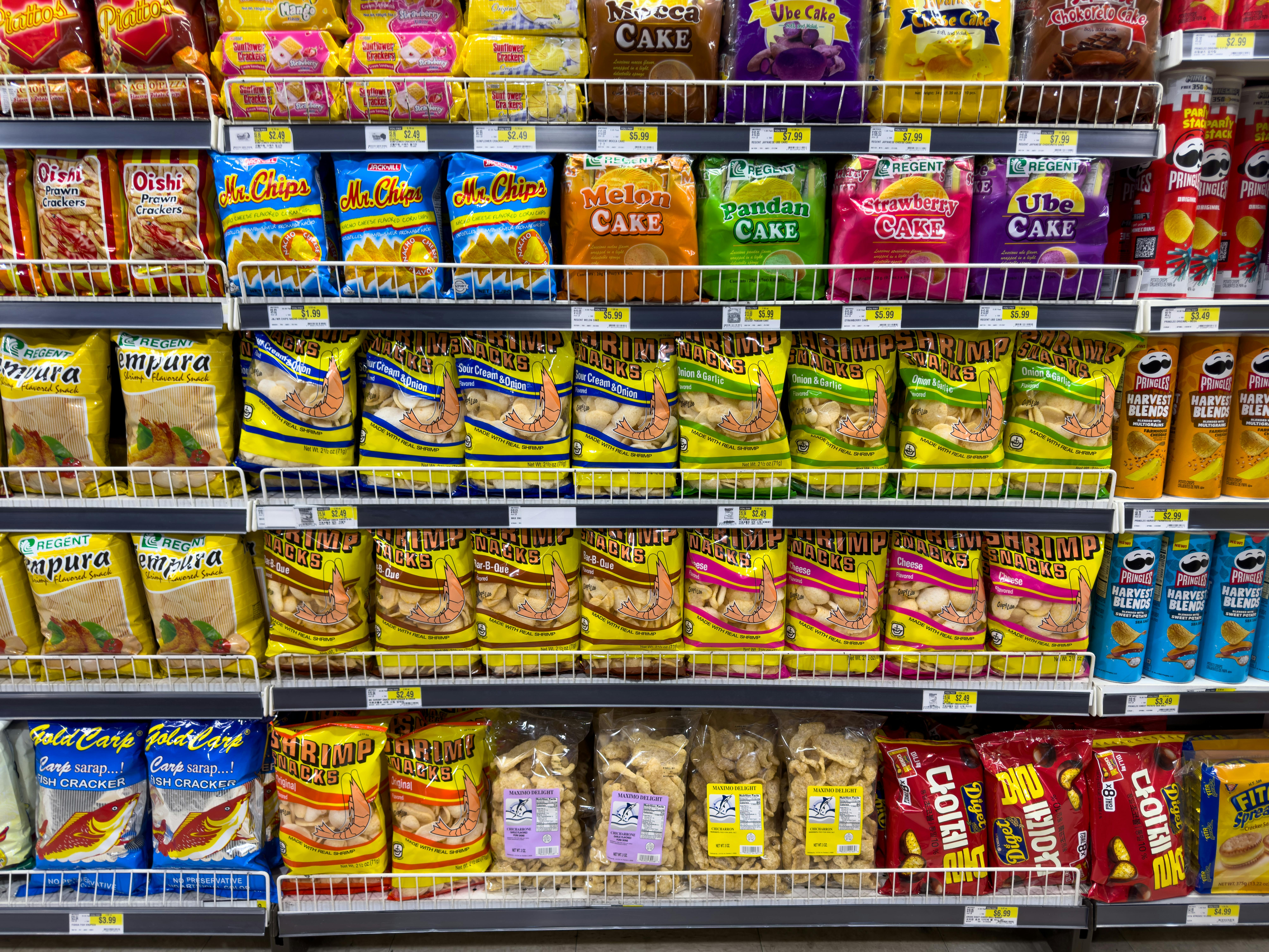 In today's competitive market, it is often the first impression whether a product attracts attention or disappears.  Package design  is much more than an aesthe