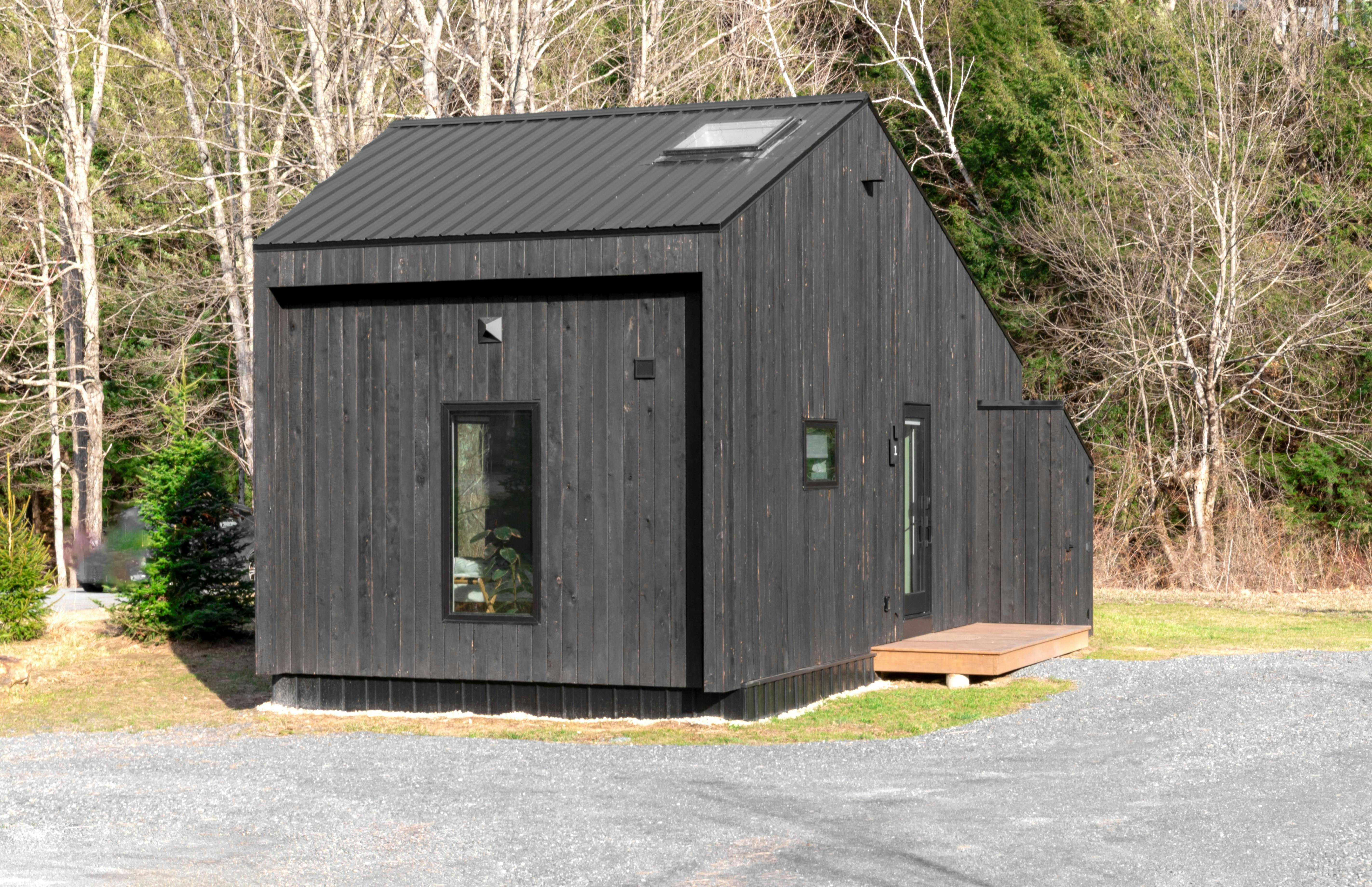 Palgimajad  on ajatu valik neile, kes hindavad looduslikku materjali, läbimõeldud ruumilahendust ja puhast disaini. Kompaktsed  palgimajad  sobivad suurepärasel