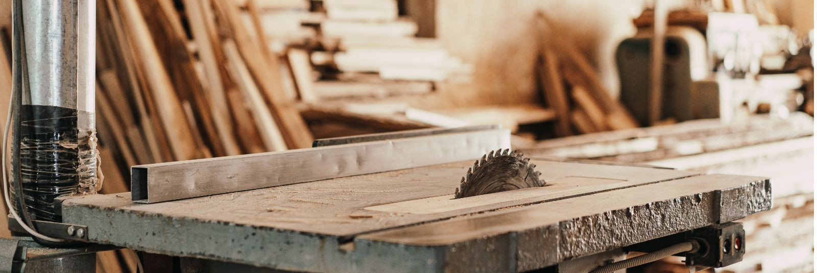 Kui oled kirglik puidutööline või professionaalne tisler, tead sa, et töö tulemus sõltub paljuski sinu kasutatavatest tööriistadest ja seadmetest. Üks olulisema