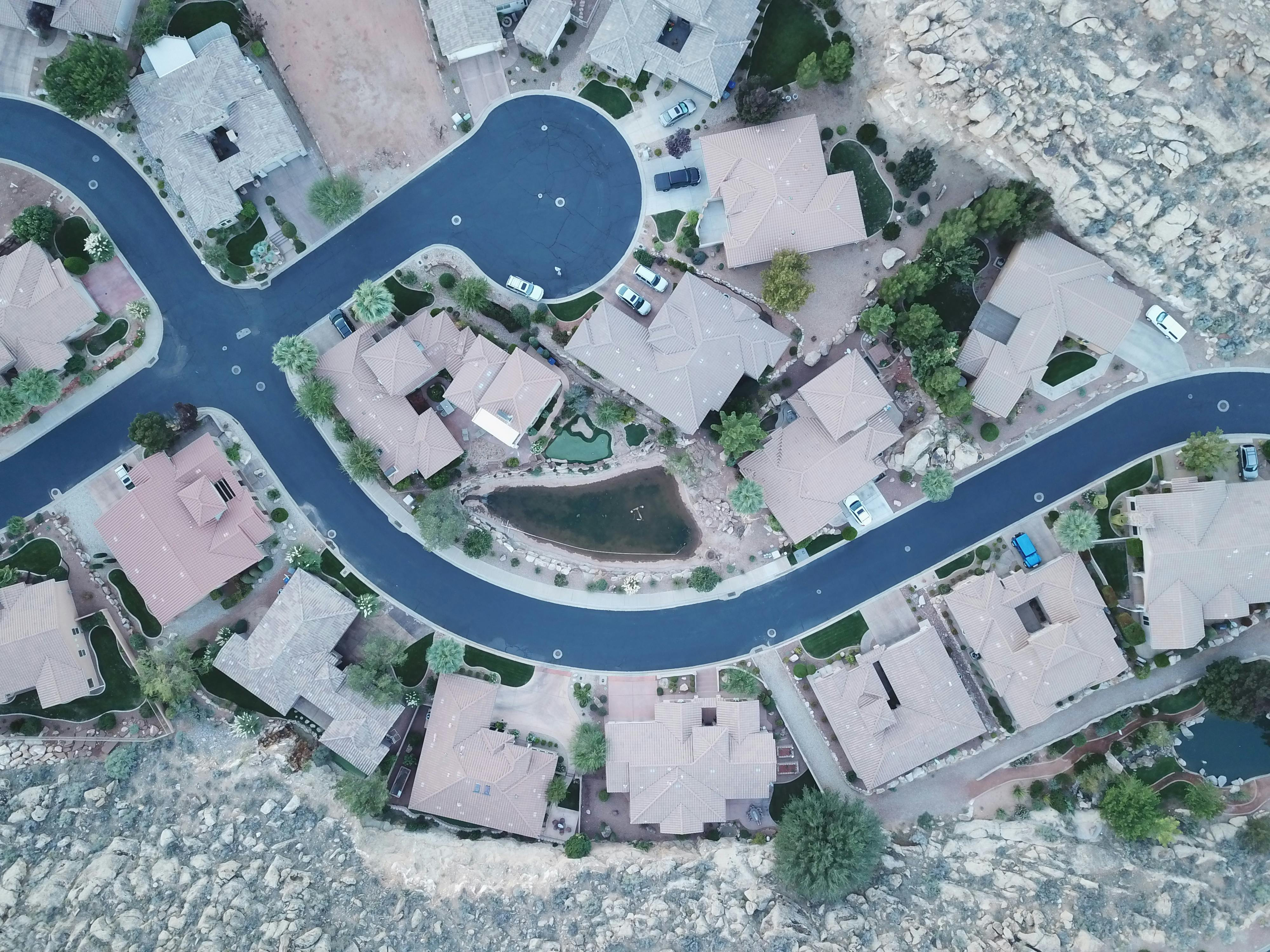Why does professional real estate marketing turn viewers into ...
