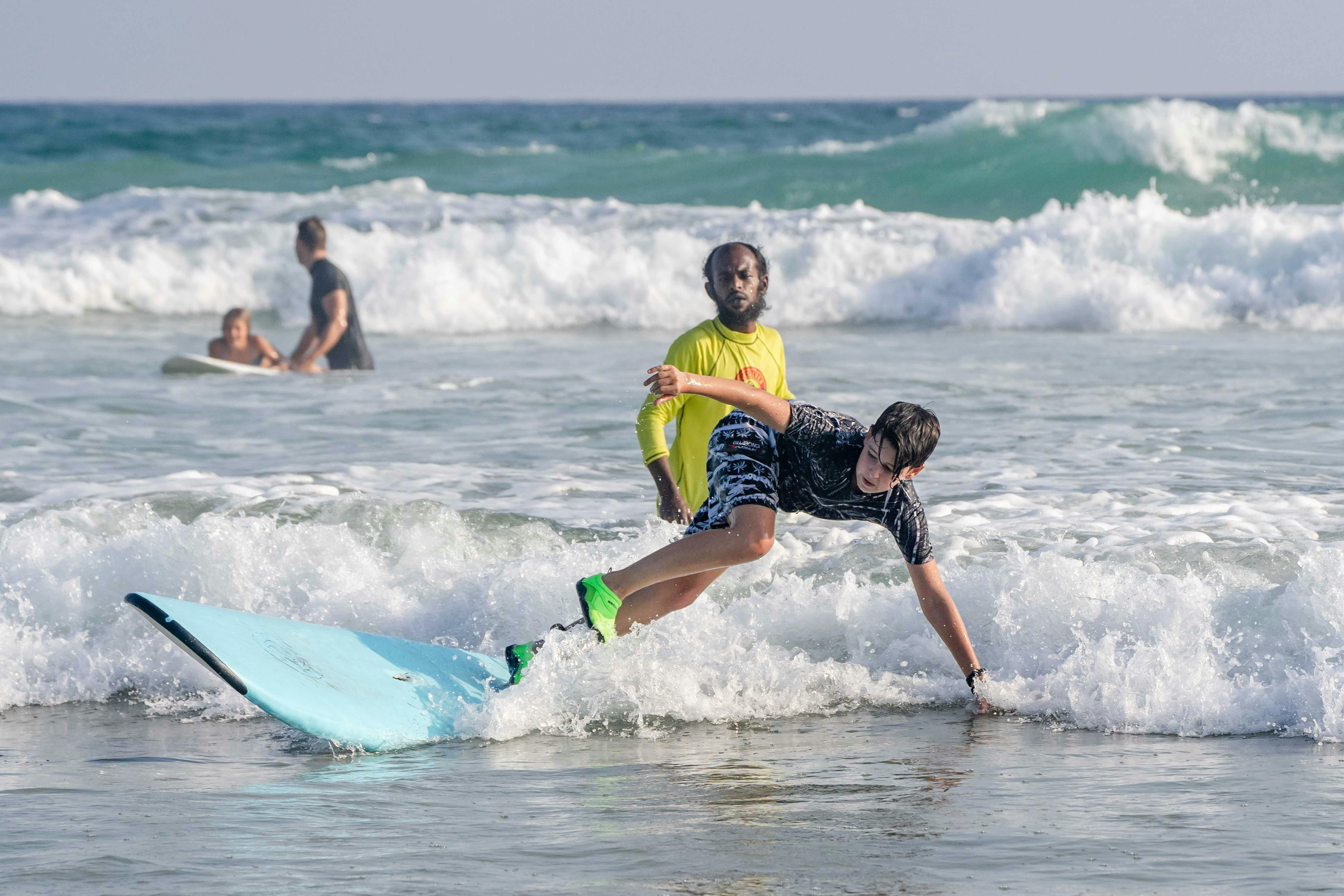 Discover the sea and coastal life safely with recreational sports   Free sports  combines professional, safe tutoring with practical equipment and flexible serv