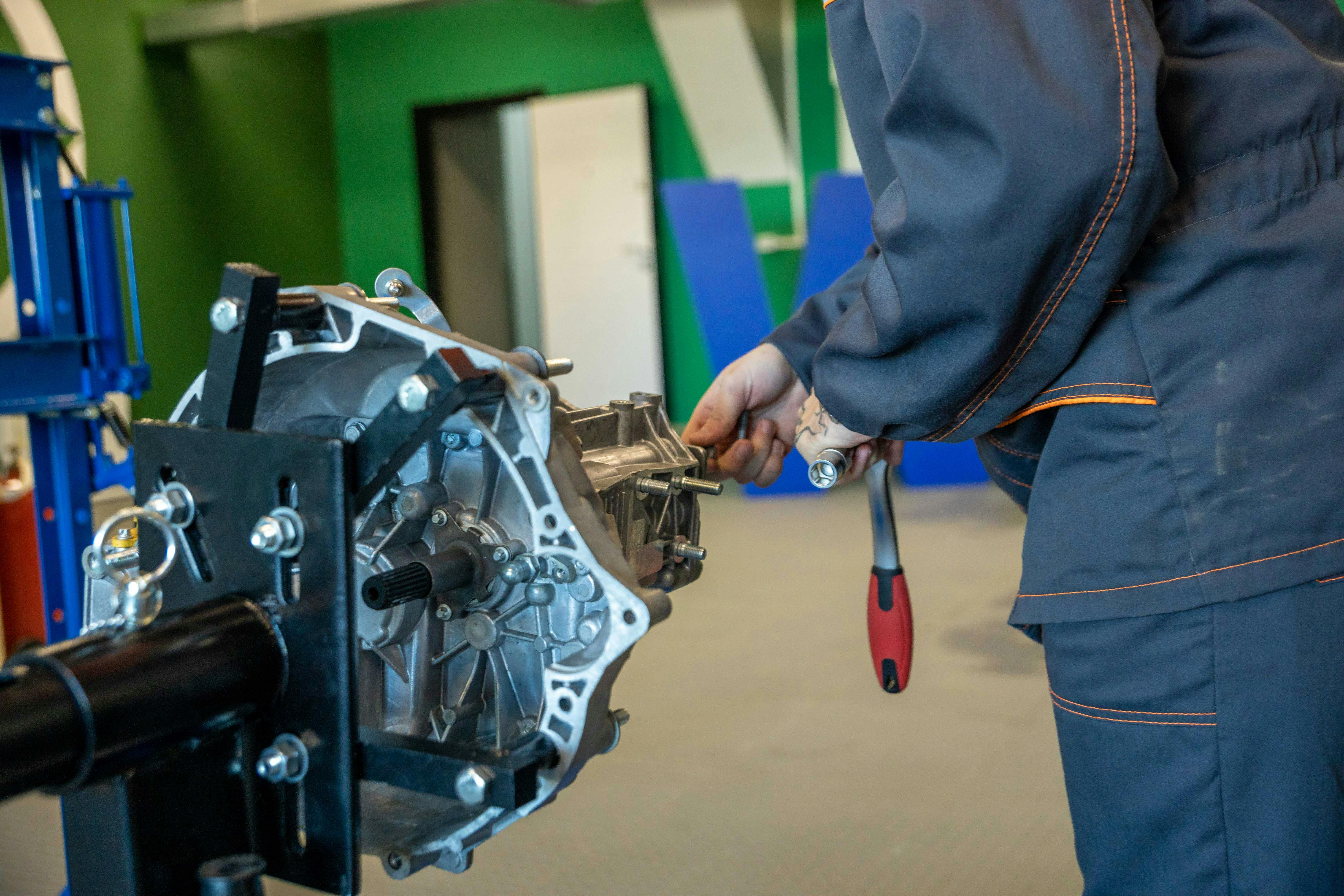 We return smooth transmission and safe braking Speedly and accurately ...