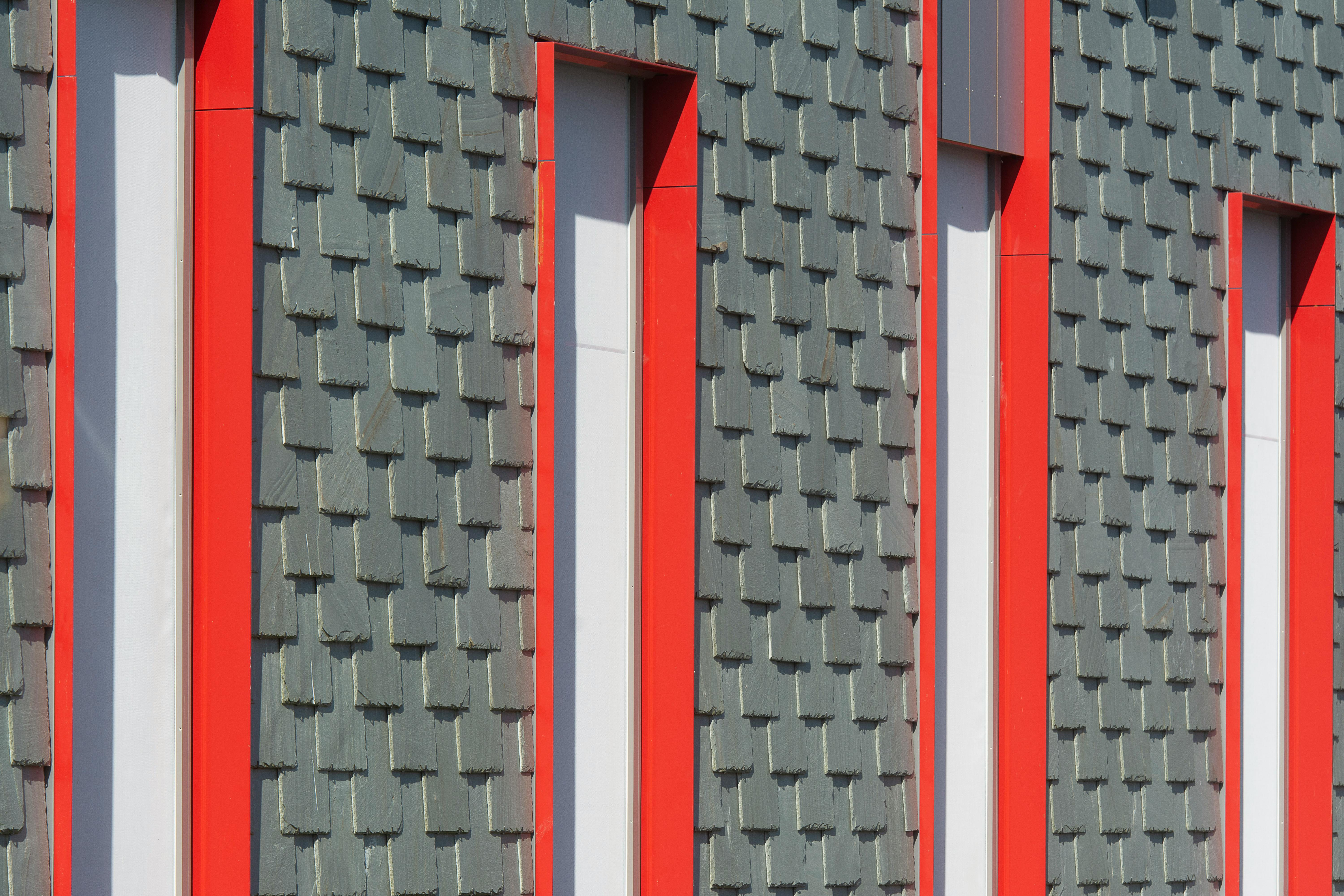 What are offered?    Cement plates  and  fassate panels  for internal and outdoor applications, including high quality  Temps facade panels  for finishing exter