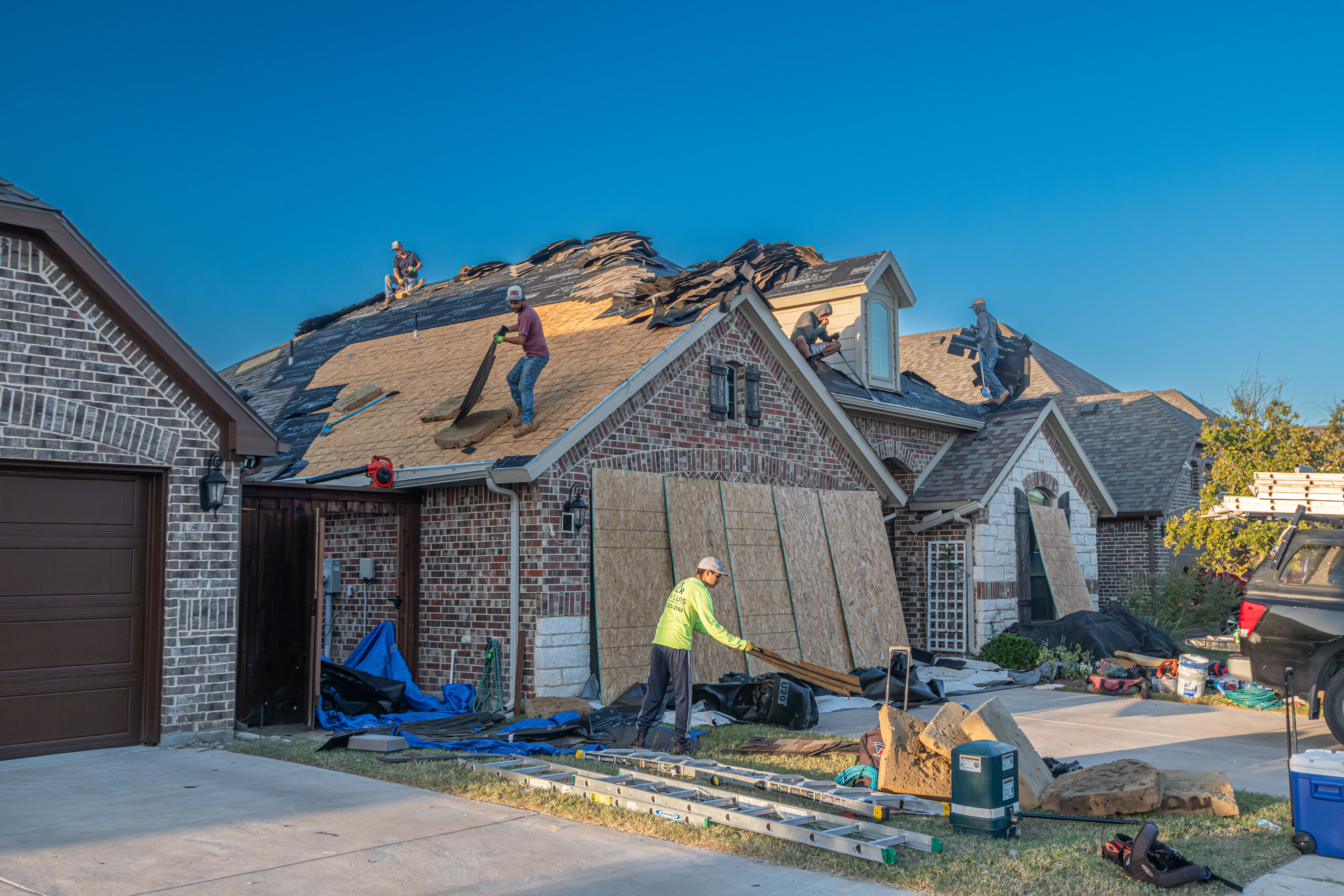 Roof renovation  and  new roof construction  is one of the most important investments that helps to keep the building safe, energy-efficient and weatherproof fo