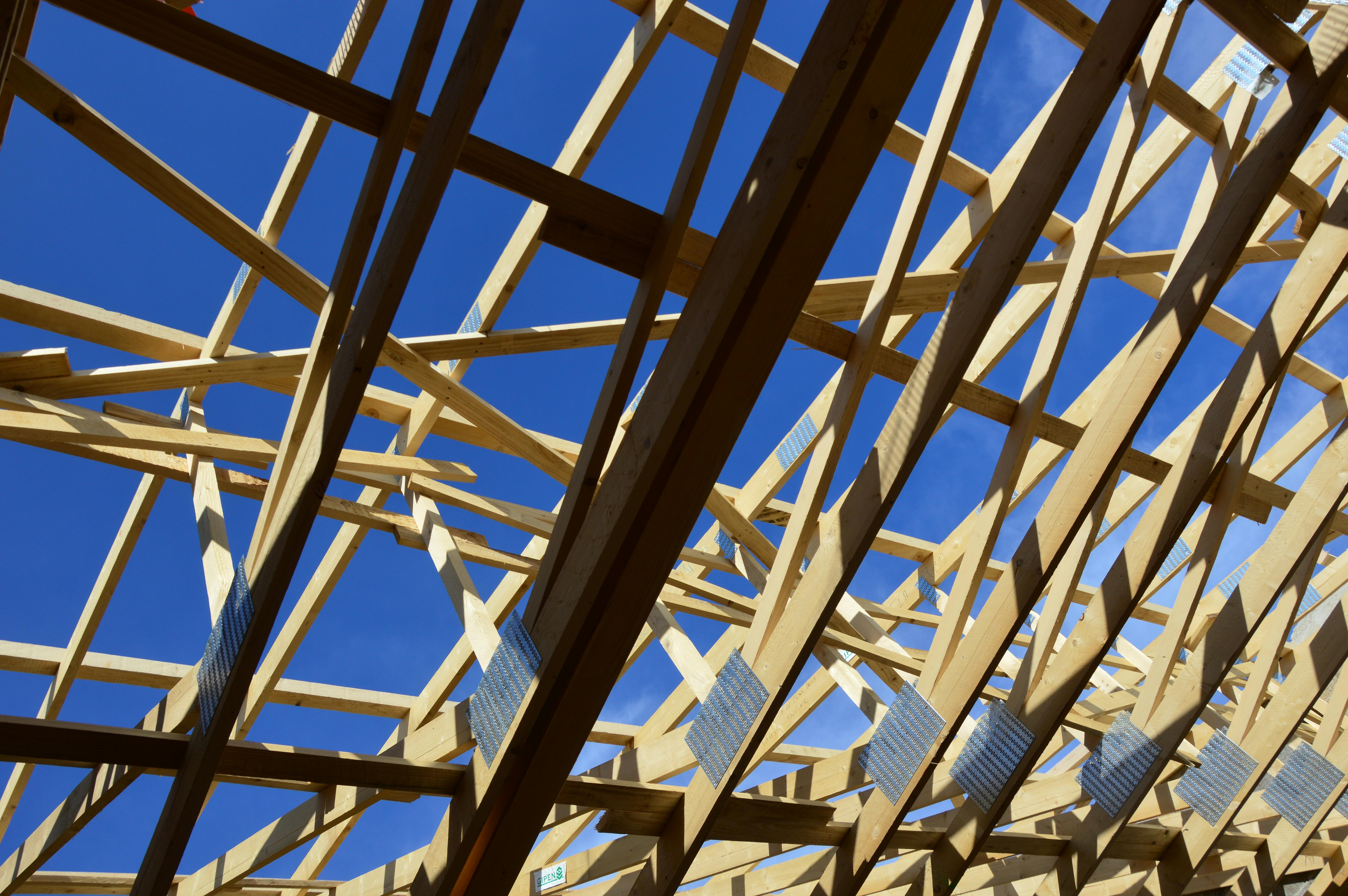 Katusefermid  is an integral part of a modern and reliable roof that ensures the required load capacity, stability and precise shape of the building. Well-desig