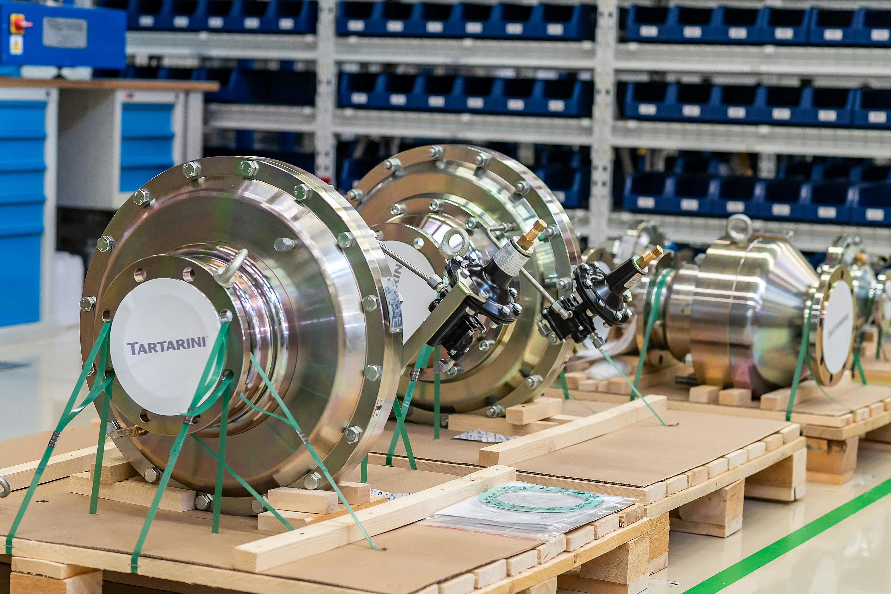 Sales of components offers a wide range of high-quality hydraulic ...