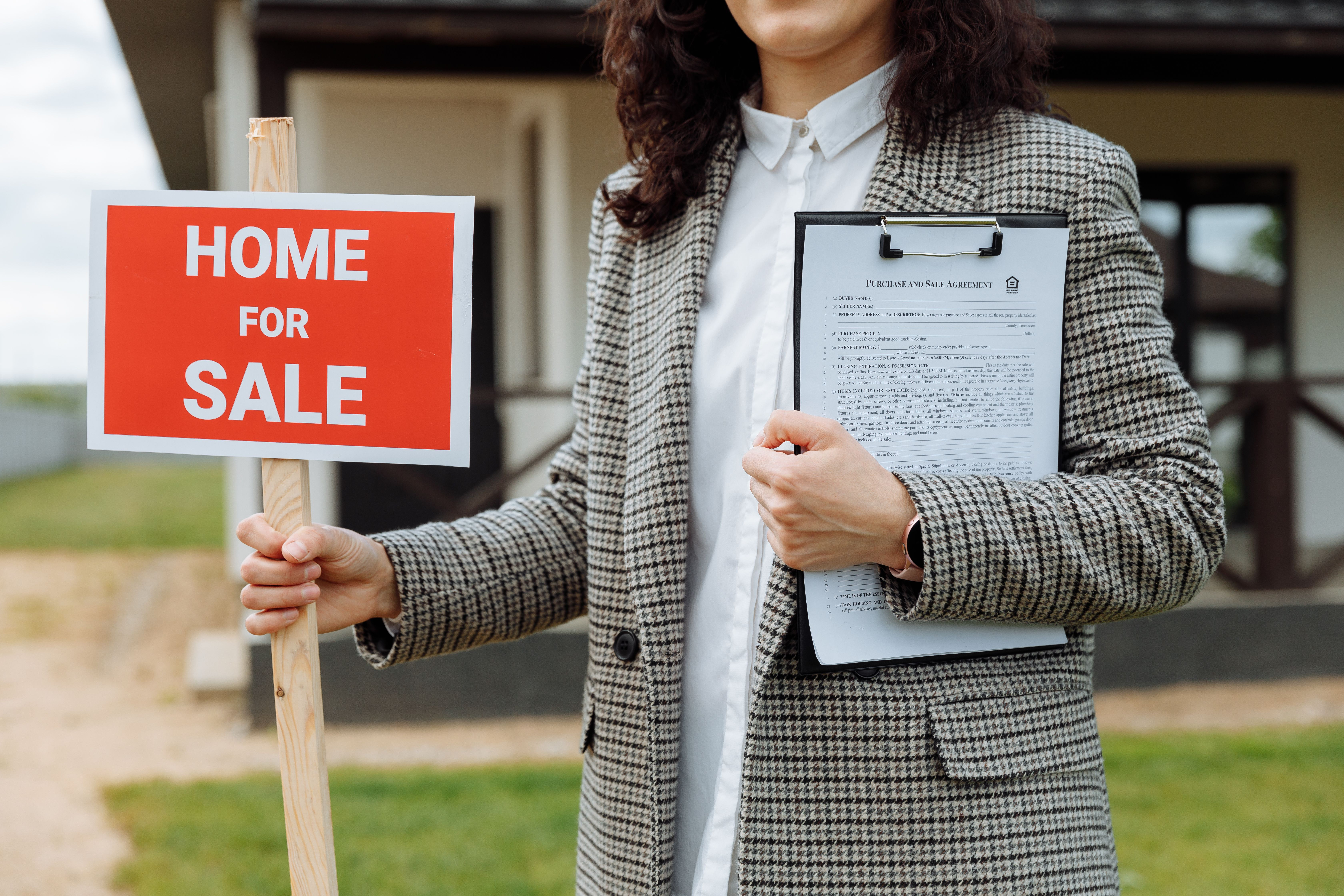 The sale of immovable property   is much more than the publication of the ad. A successful sales process requires accurate knowledge of the market, strategic pr