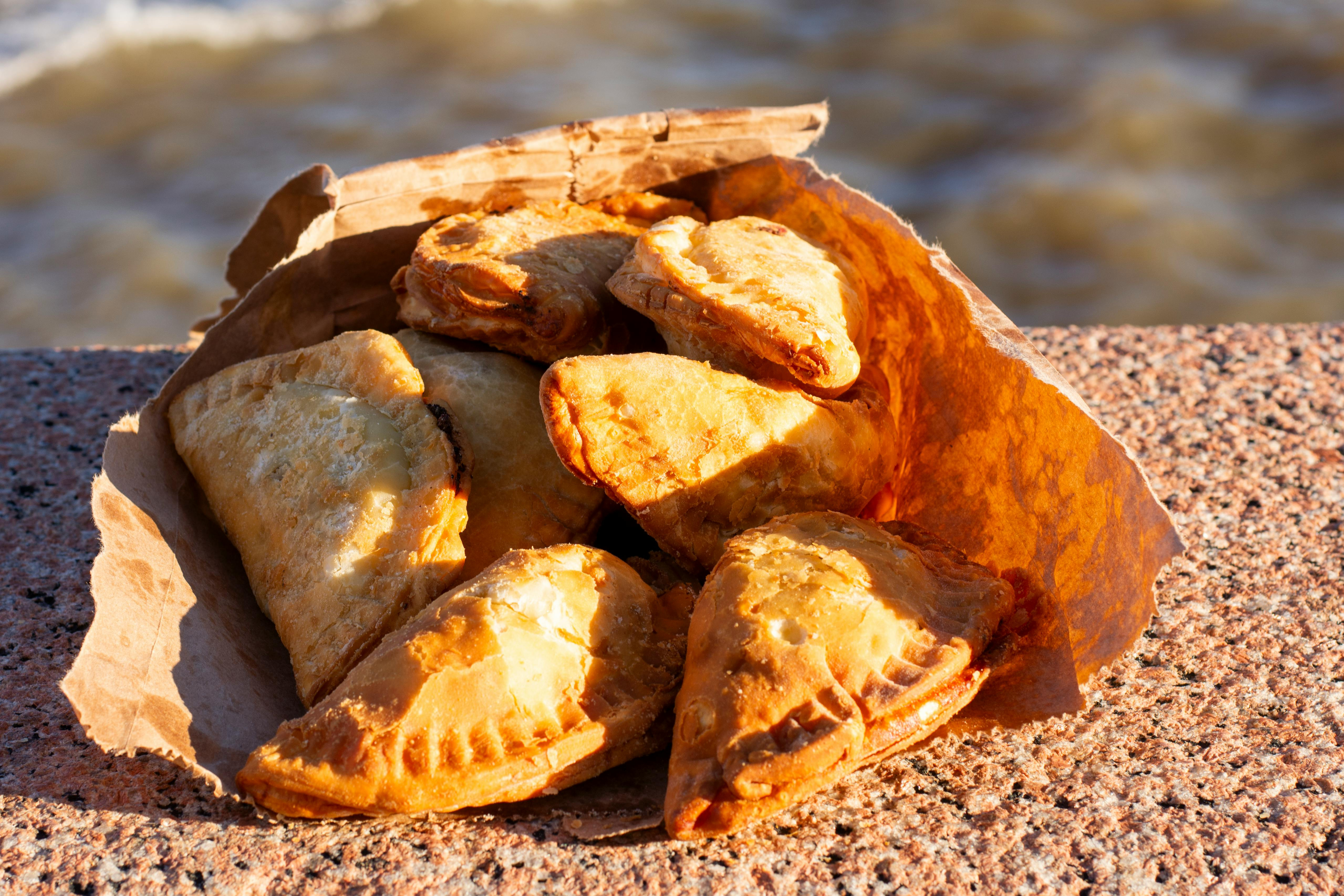 Salty pies that make breakfast and lunch easy    Salty pies  offer full-bodied flavours and a practical solution for a quick breakfast or lunch break. Each port