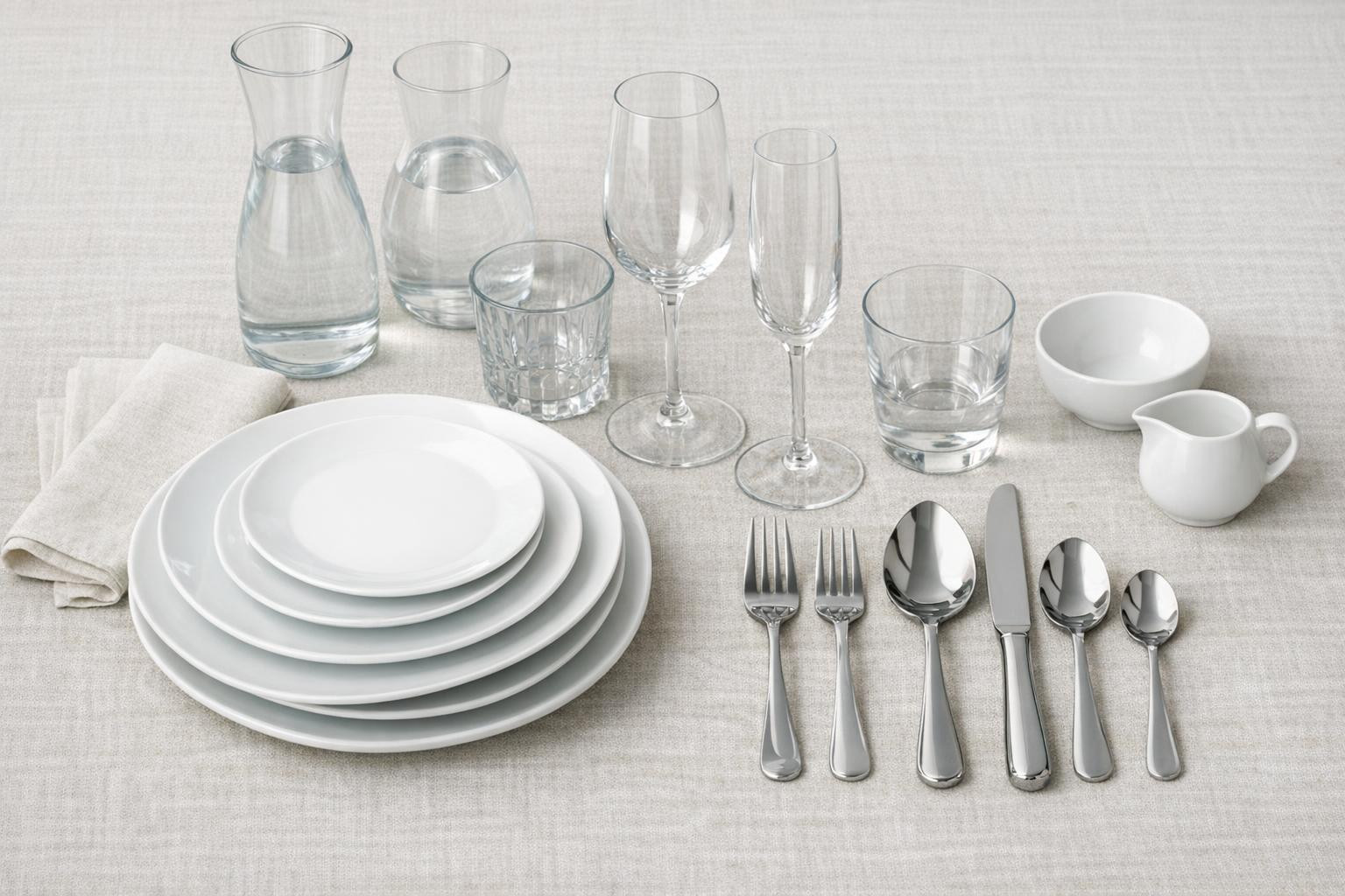 Full table cover without headache Renting solution that ensures ...