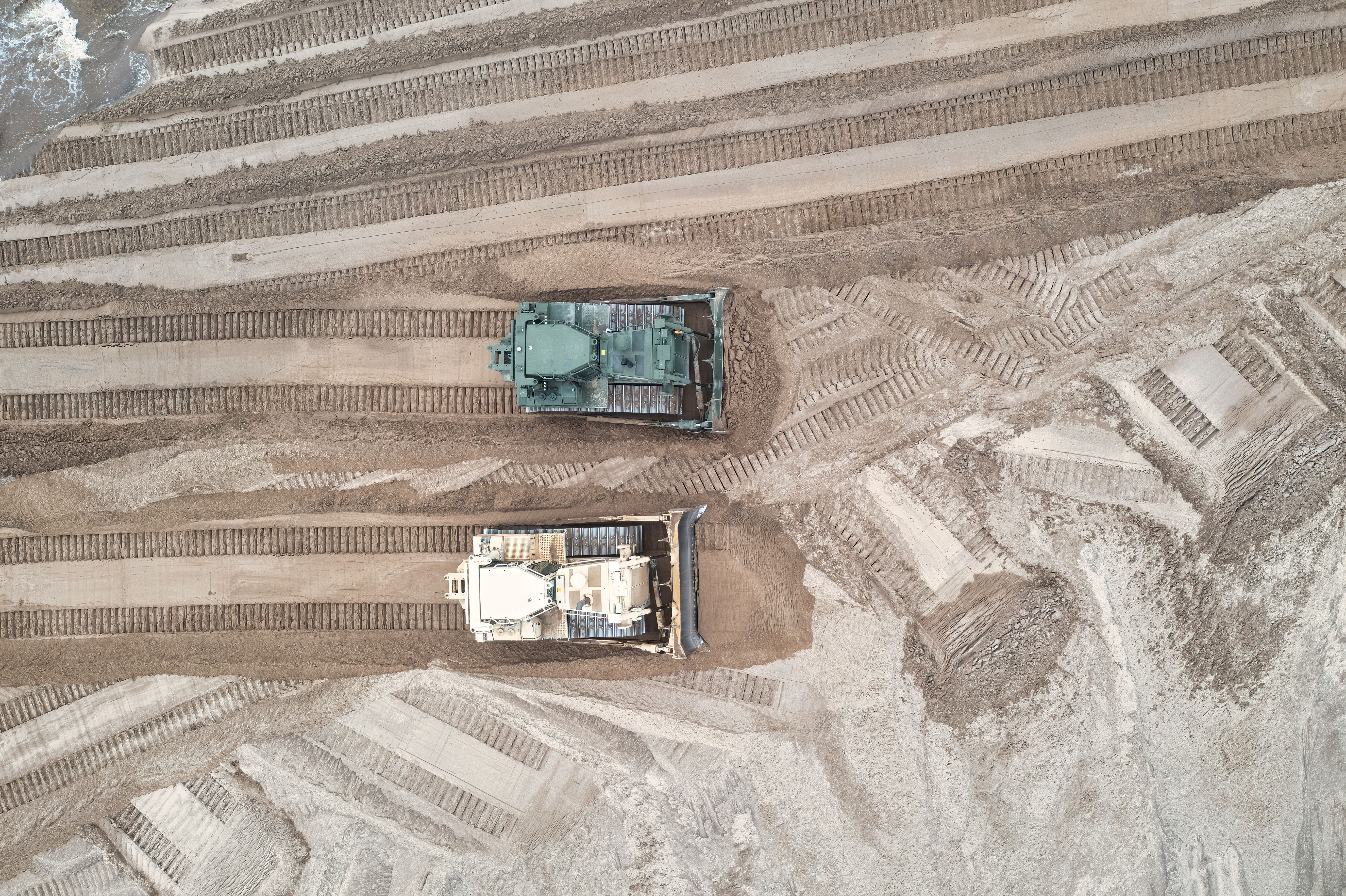 Soil leveling  is an important stage at the start of any proper construction or greening project. When the area has to be moved to the required height, remove e