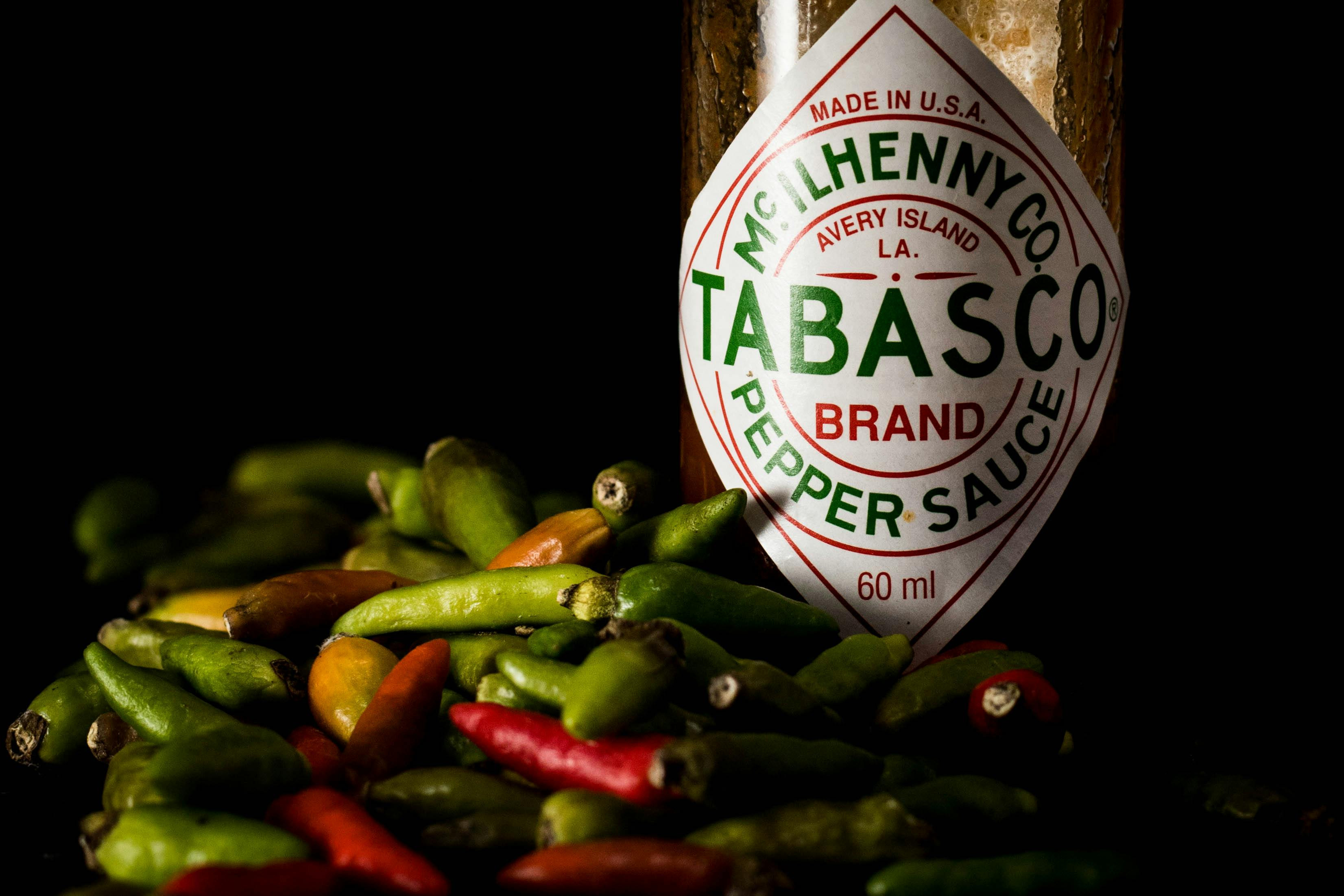 Paprika sauce  is an easy way to make each meal more tasteful, aromatic and memorable. Its  spicy  flavour profile adds nice warmth to dishes, while  low calori