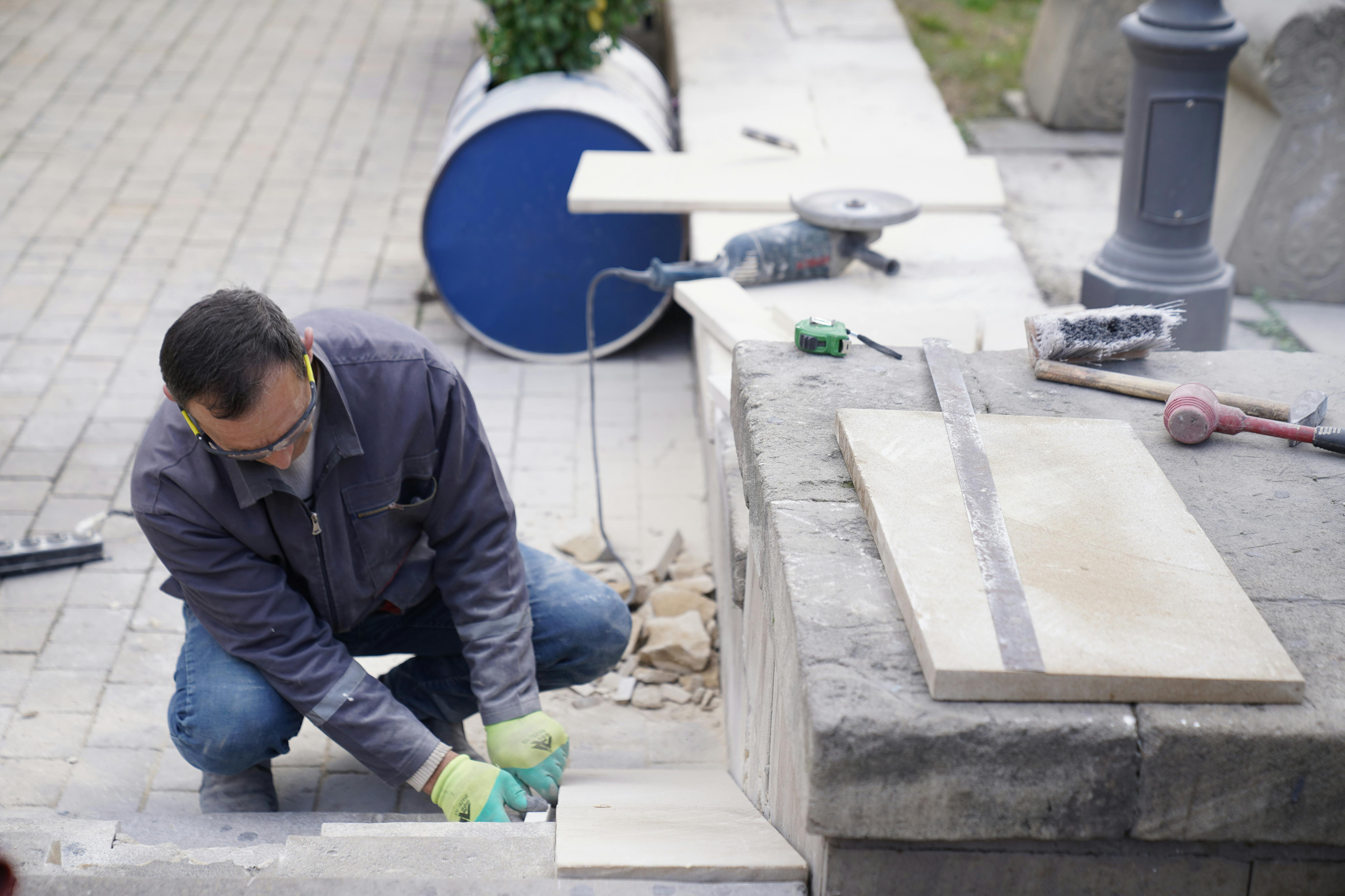 Stone installation  is a solution that combines durability, accuracy and aesthetic appearance. Correctly installed  street stones  and  street stones  create a 