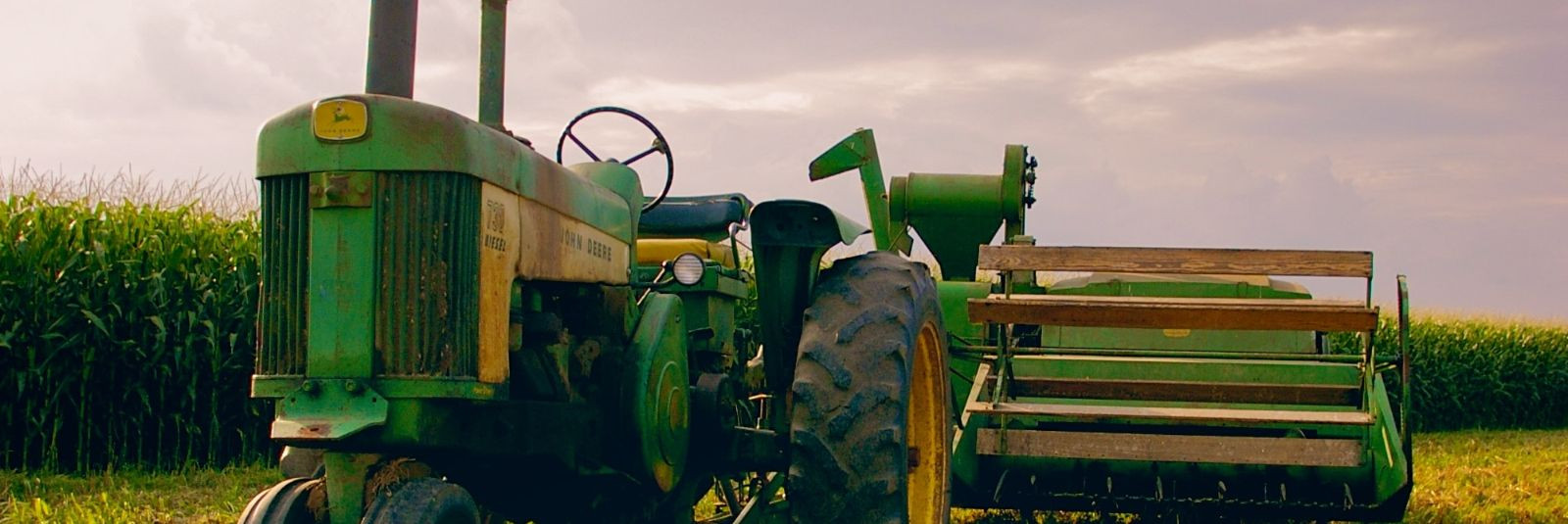 Põllumajandustehnika, eriti traktorid, on oluline osa igapäevasest ...