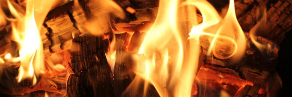 Tulekahju tagajärjed: miks on vajalik teha keemiline puhastus ja mida see sisaldab?