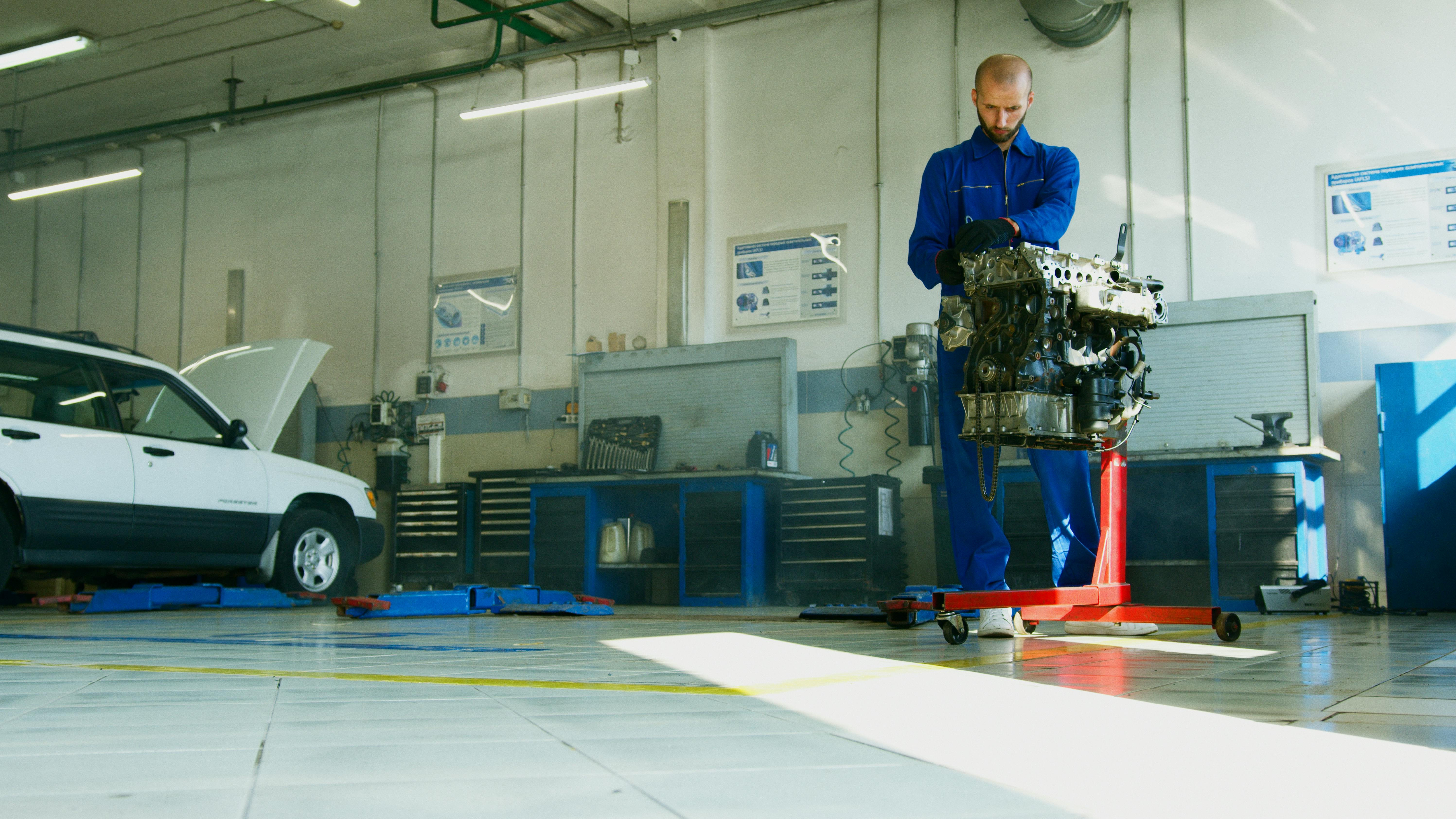 Used engines  and  renewed engines  offer a reliable and affordable opportunity to restore vehicle performance. If the aim is to find a quick and practical solu