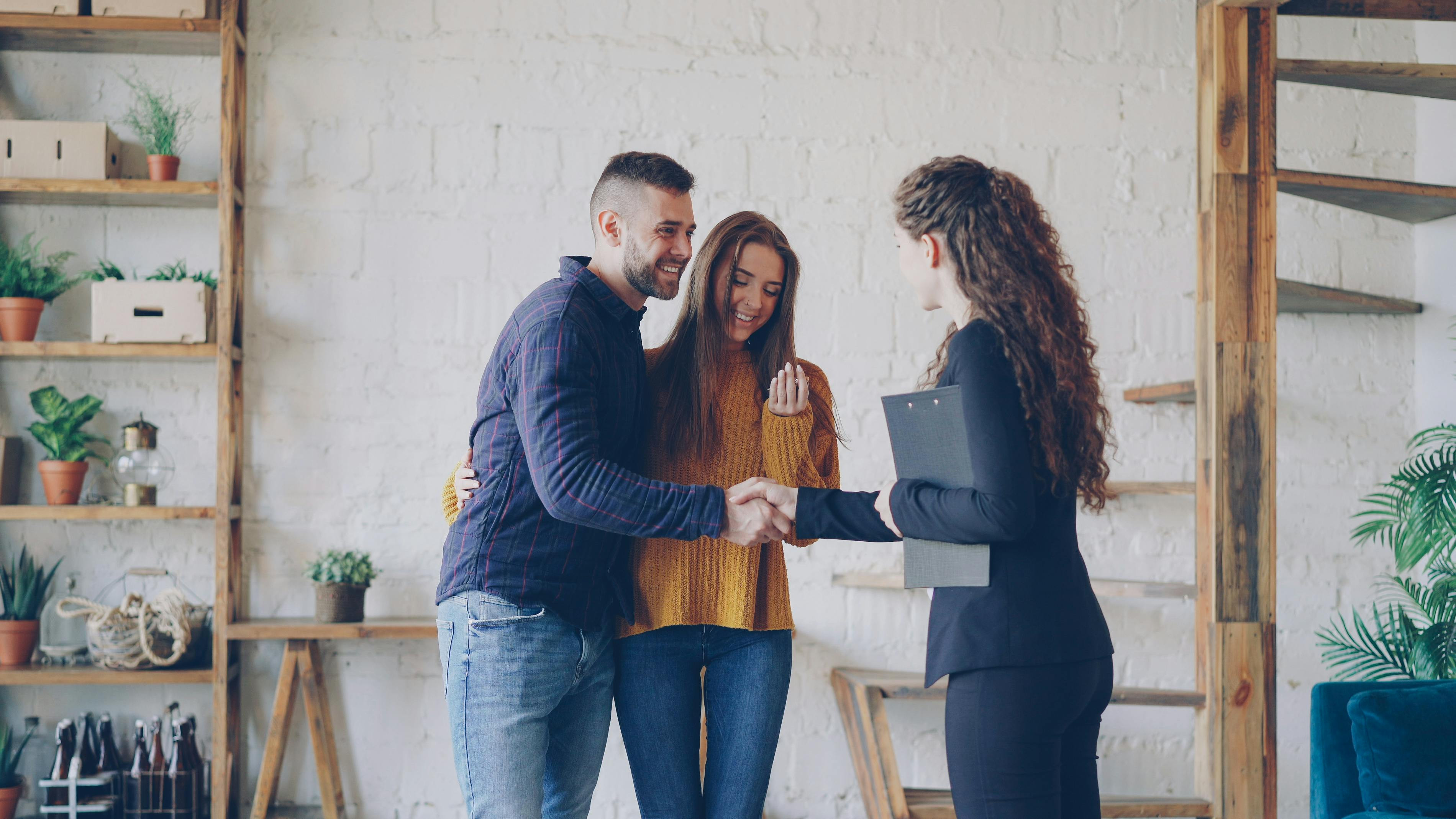 Assessment mediation  helps to quickly reach an appropriate real estate valuation solution by directing customers to an experienced and reliable partner. If the