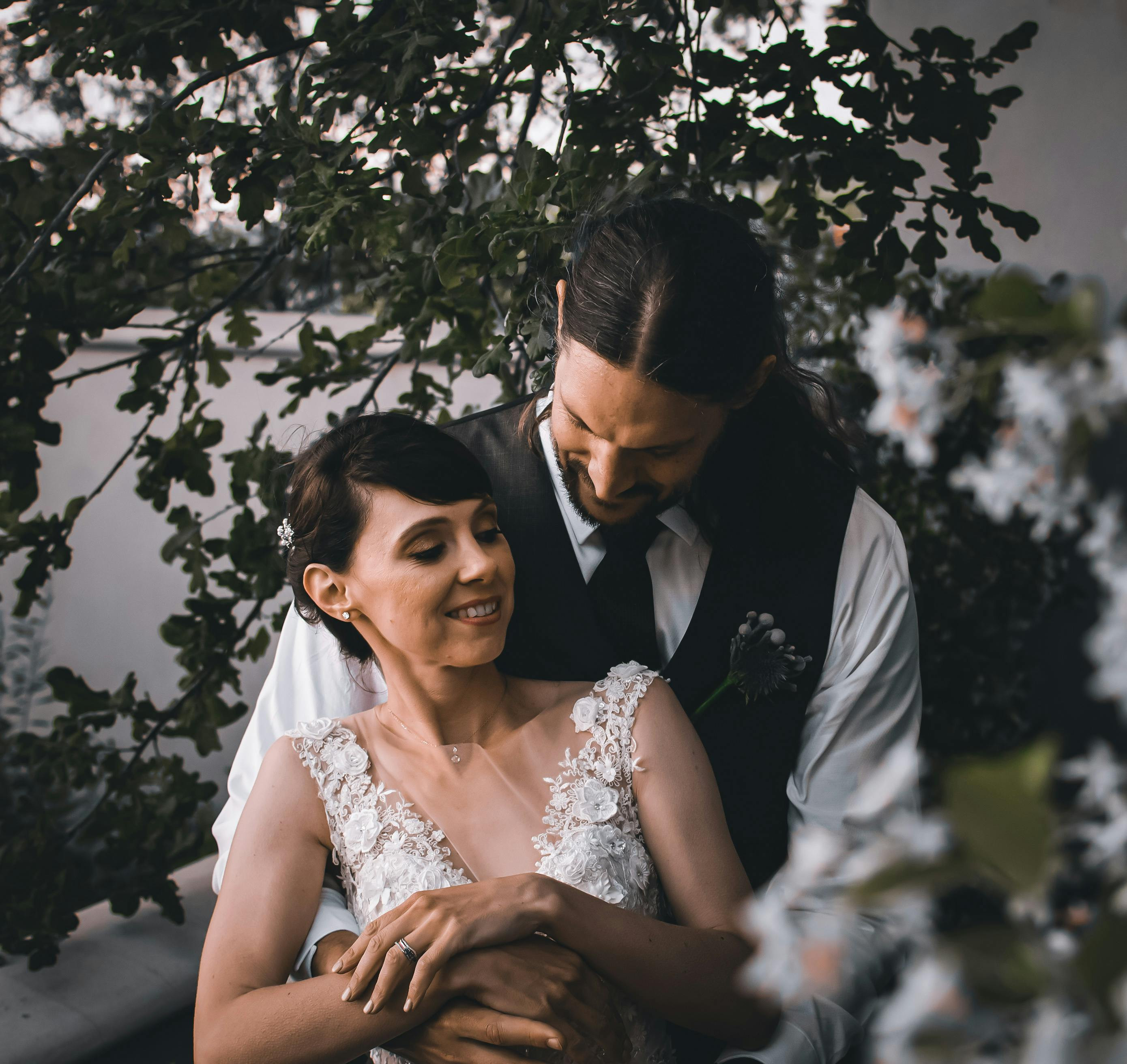 Wedding photography that captures your real moments Wedding photographer ...