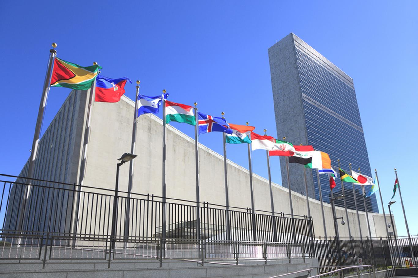 Viimati  VERSOBANK AS -i juhtinud Aivo Adamson leidis uue töö ÜRO-s, kus hakkab organisatsiooni arenguprogrammile digitaliseerimislahendusi pakkuma, kirjutab  Ä